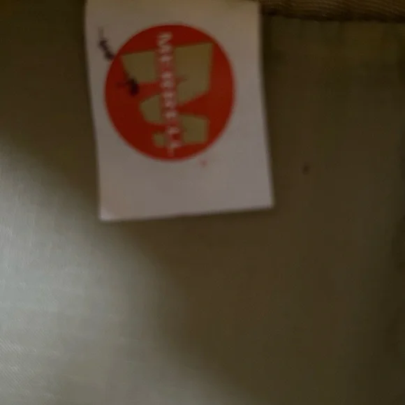 Merrell Gray/Olive Green Textured Bag with Red Logo - Picture 5 of 10